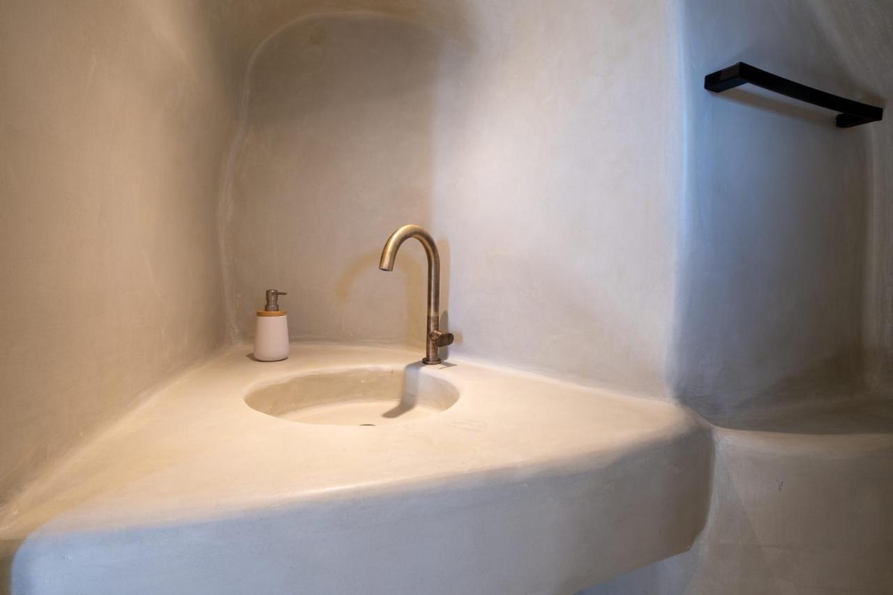 Santoroia Luxury Suites By Caldera Houses Bagian luar foto