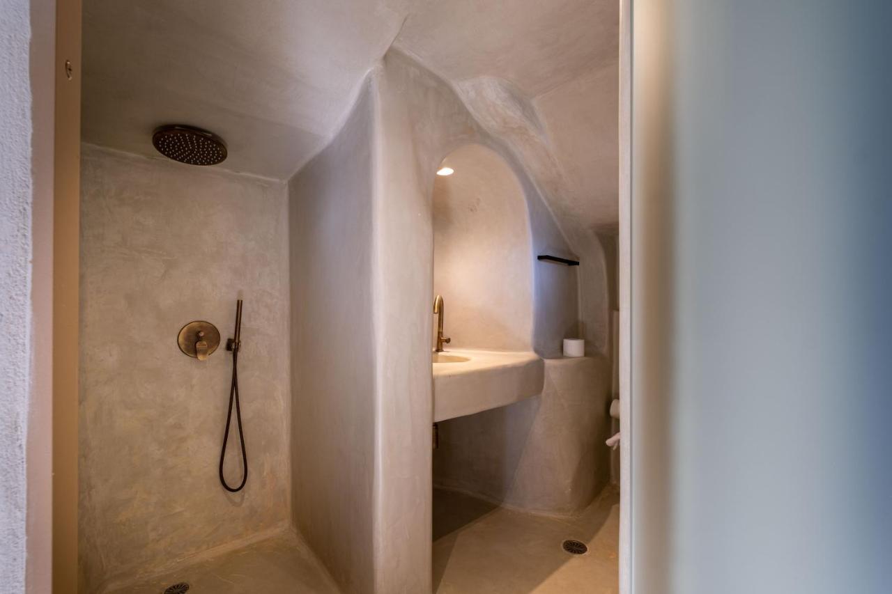 Santoroia Luxury Suites By Caldera Houses Bagian luar foto