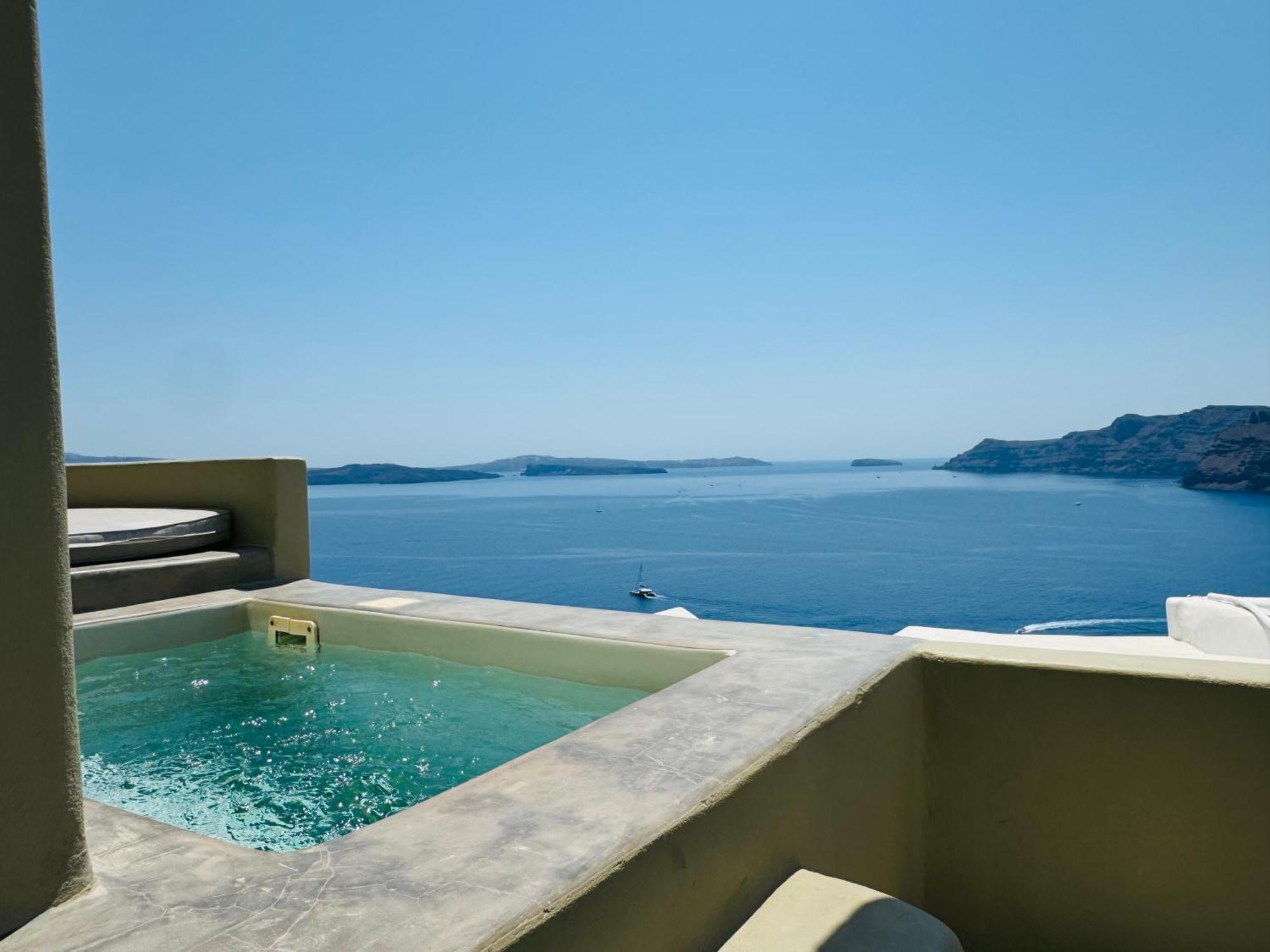 Santoroia Luxury Suites By Caldera Houses Bagian luar foto