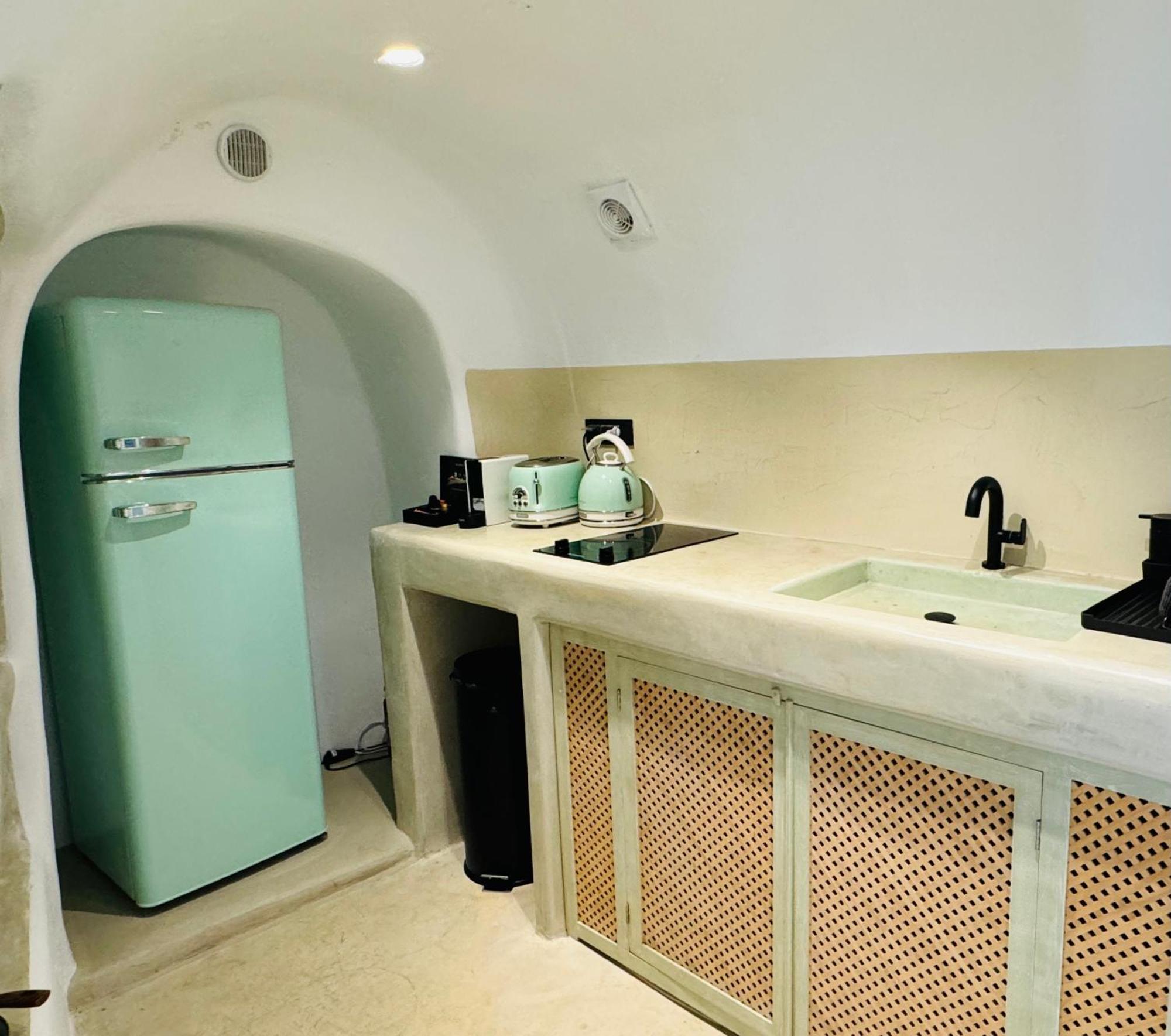 Santoroia Luxury Suites By Caldera Houses Bagian luar foto