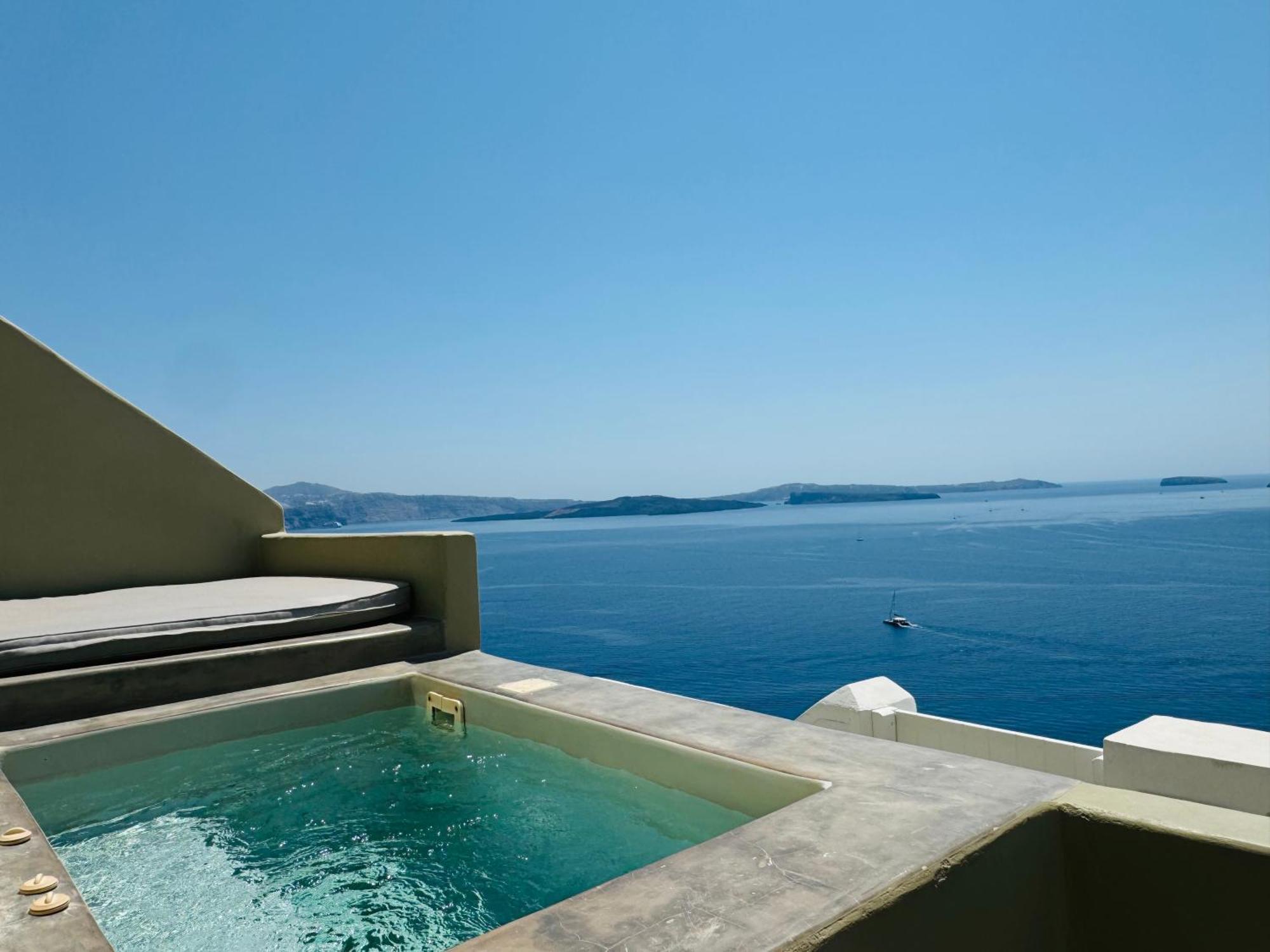Santoroia Luxury Suites By Caldera Houses Bagian luar foto