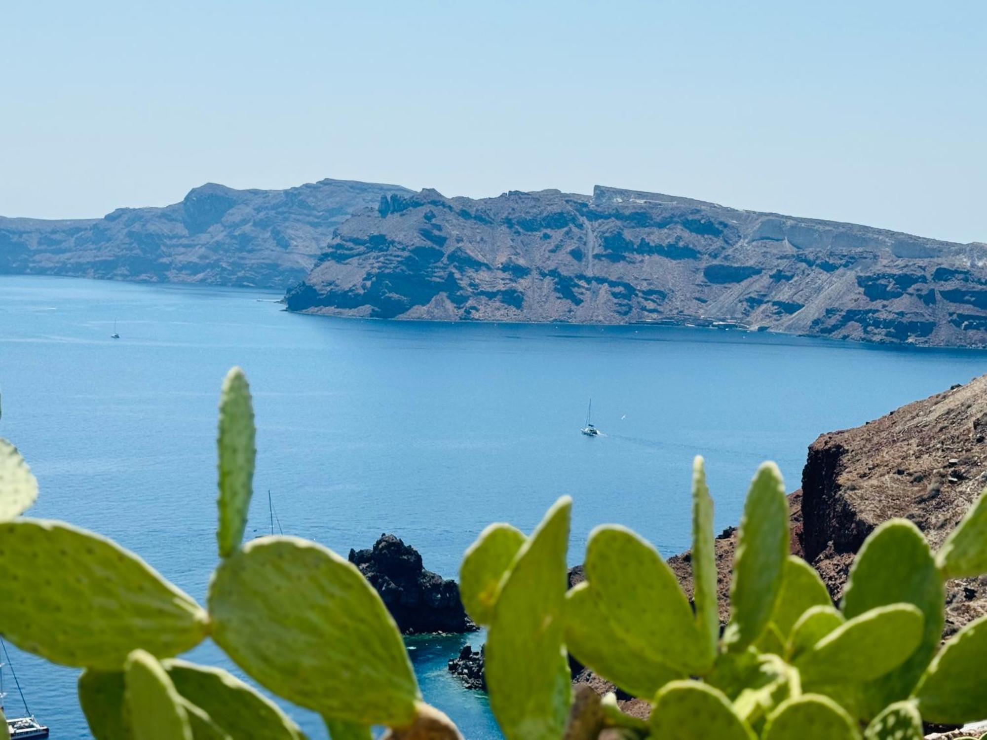 Santoroia Luxury Suites By Caldera Houses Bagian luar foto